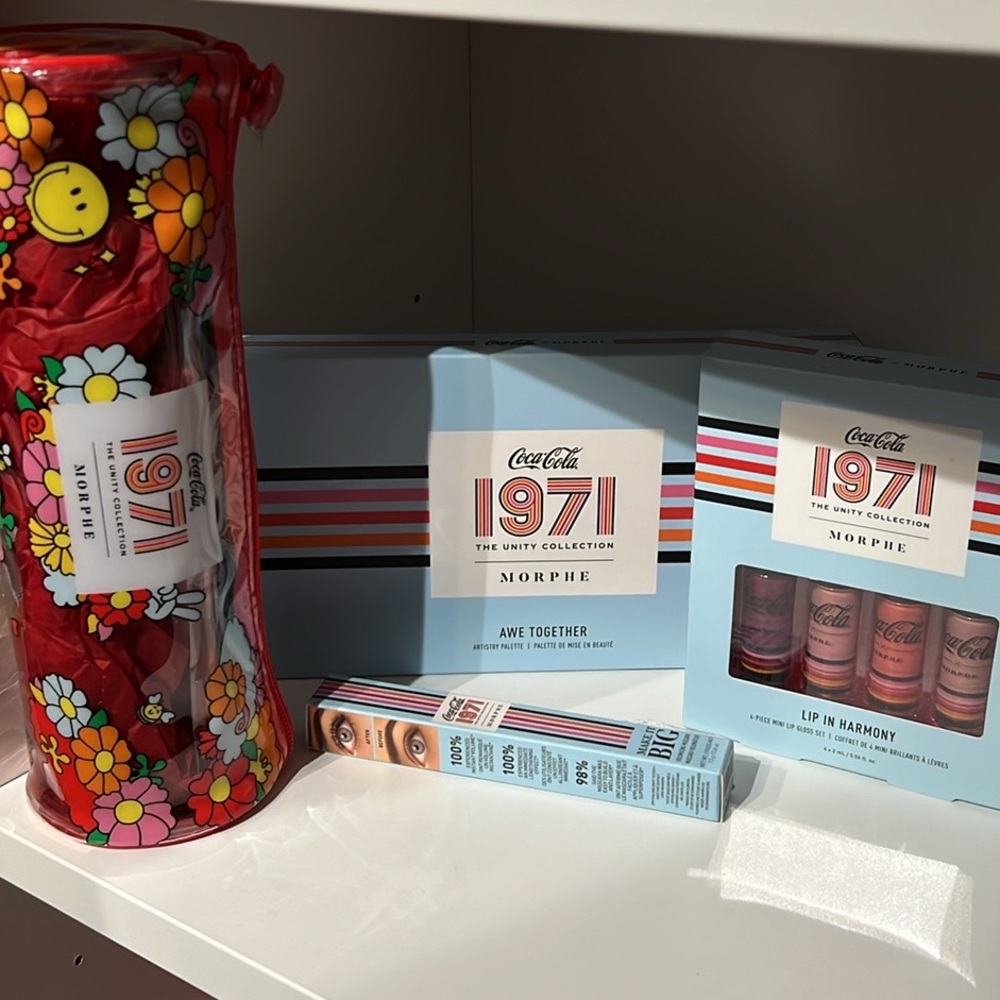 Morphe X Coca-Cola 1971 Complete Collection - Picture 2 of 13